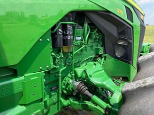 Main image John Deere 8R 370 47