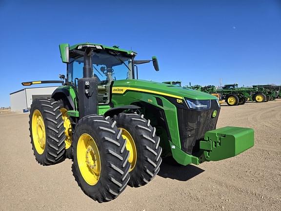 Image of John Deere 8R 370 equipment image 1