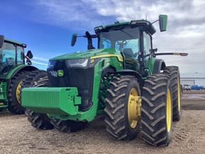 2022 John Deere 8R 370 Image