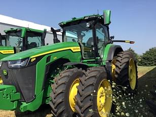 Main image John Deere 8R 370 3