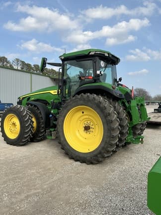 Image of John Deere 8R 370 equipment image 2