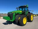 2022 John Deere 8R 370 Image
