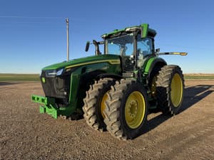 2022 John Deere 8R 370 Image
