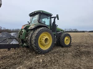 2022 John Deere 8R 370 Image