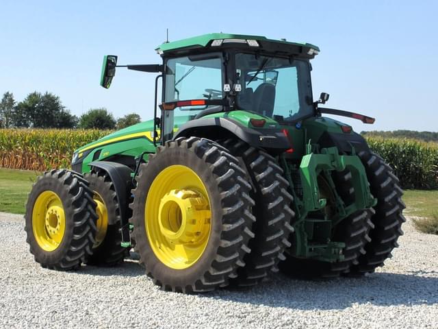 Image of John Deere 8R 370 equipment image 3