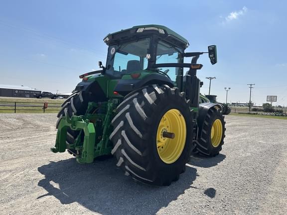 Image of John Deere 8R 370 equipment image 4