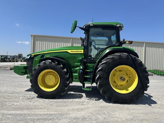 Image of John Deere 8R 370 equipment image 1