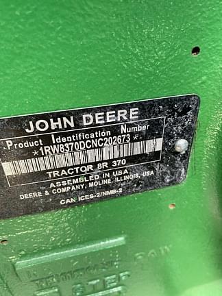 2022 John Deere 8R 370 Equipment Image0