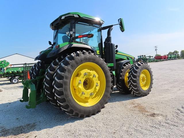 Image of John Deere 8R 370 equipment image 3