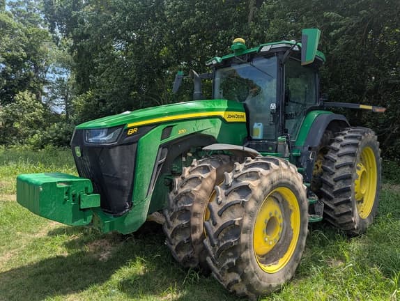Image of John Deere 8R 370 equipment image 2