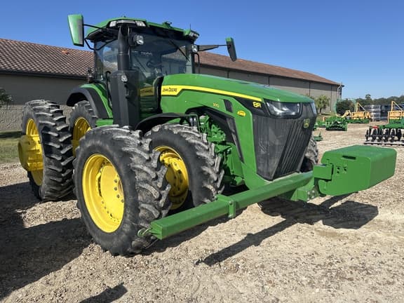 Image of John Deere 8R 370 equipment image 2