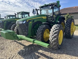 2022 John Deere 8R 370 Image