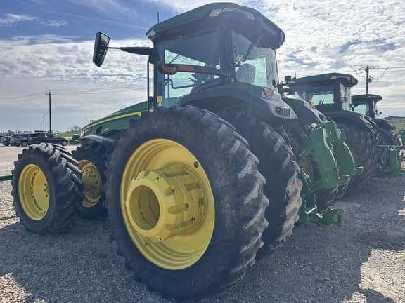 Image of John Deere 8R 370 equipment image 3