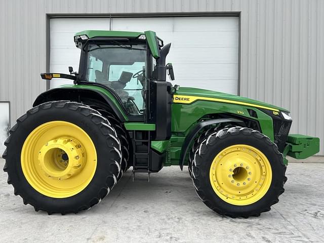Image of John Deere 8R 370 equipment image 3