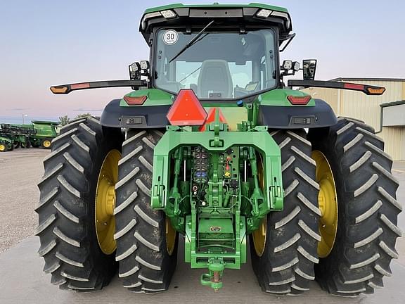 Image of John Deere 8R 370 equipment image 3