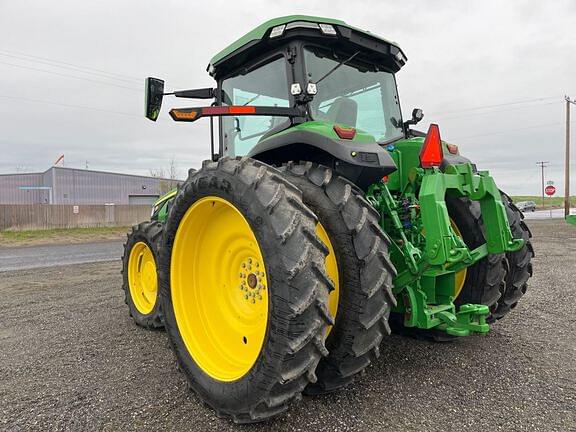 Image of John Deere 8R 370 equipment image 2