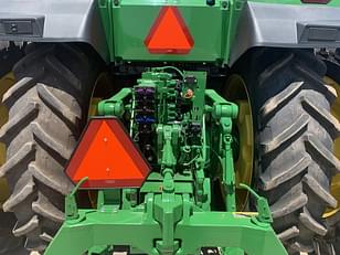 Main image John Deere 8R 370 7