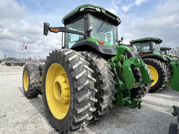 Image of John Deere 8R 370 equipment image 3