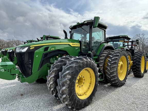 Image of John Deere 8R 370 equipment image 1
