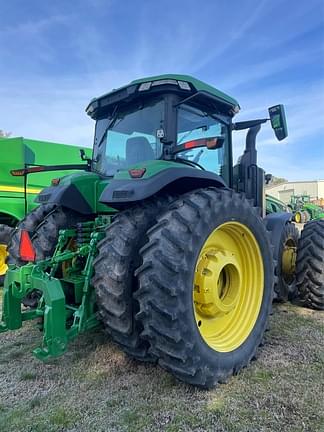 Image of John Deere 8R 370 equipment image 2