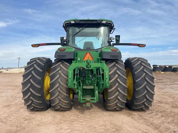 Image of John Deere 8R 370 equipment image 3