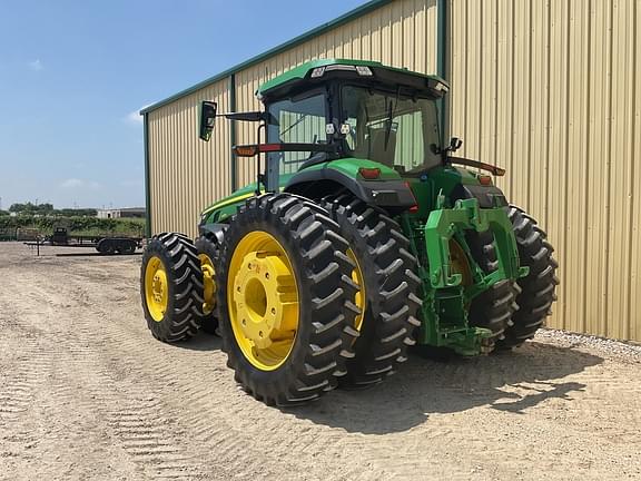 Image of John Deere 8R 370 equipment image 2