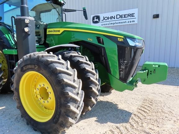Image of John Deere 8R 370 equipment image 3