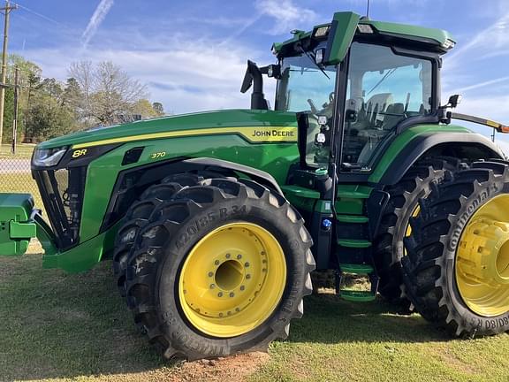Image of John Deere 8R 370 equipment image 3
