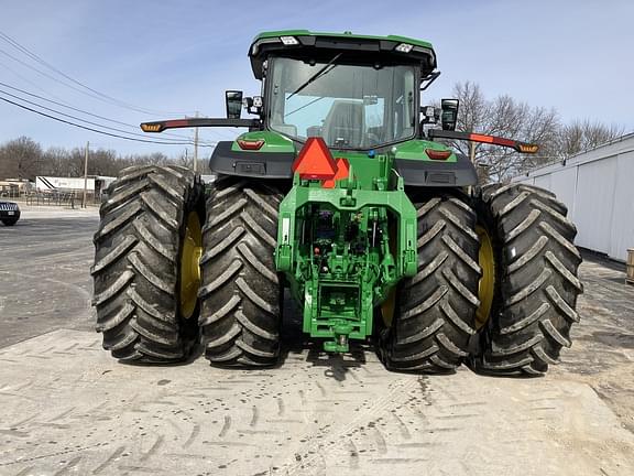 Image of John Deere 8R 370 equipment image 2