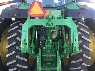 Main image John Deere 8R 370 11