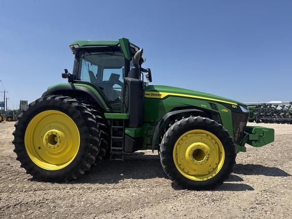 Image of John Deere 8R 370 equipment image 3