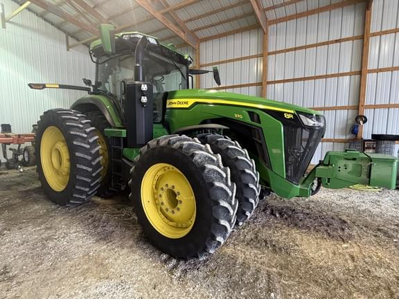 Image of John Deere 8R 370 equipment image 1