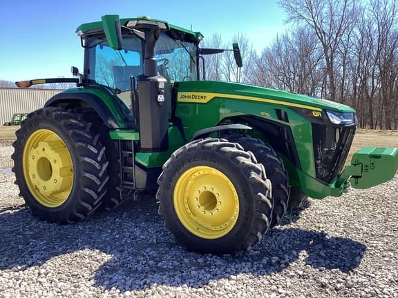 Image of John Deere 8R 370 Primary image