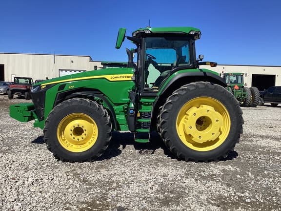 Image of John Deere 8R 370 equipment image 1