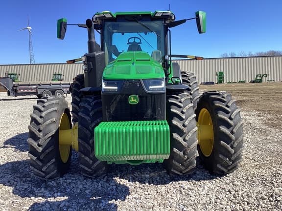 Image of John Deere 8R 370 equipment image 2