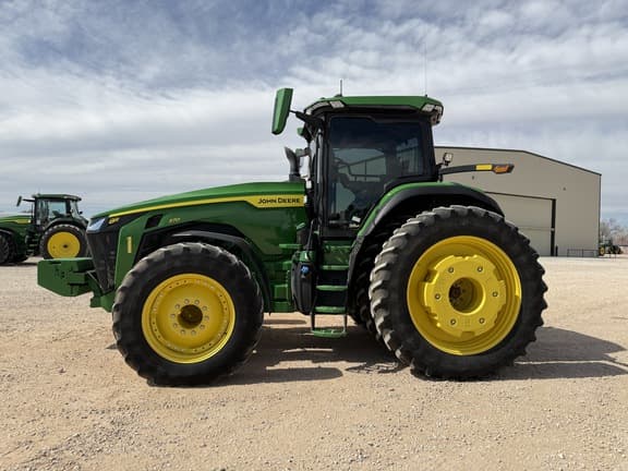 Image of John Deere 8R 370 equipment image 1