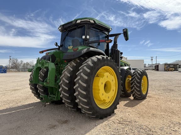 Image of John Deere 8R 370 equipment image 4
