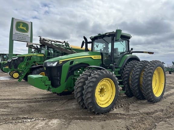 2022 John Deere 8R 370 Equipment Image0