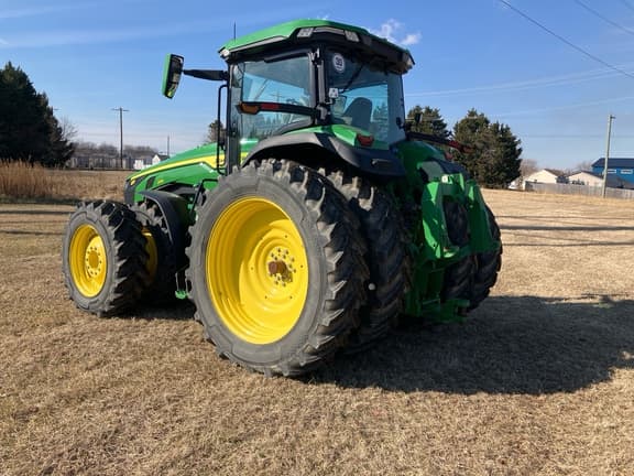 Image of John Deere 8R 370 equipment image 2