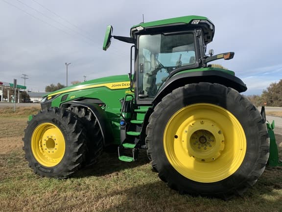 Image of John Deere 8R 370 equipment image 3