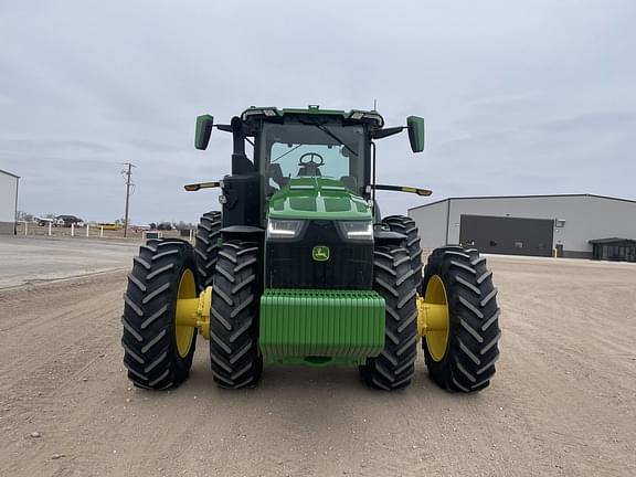 Image of John Deere 8R 370 equipment image 2