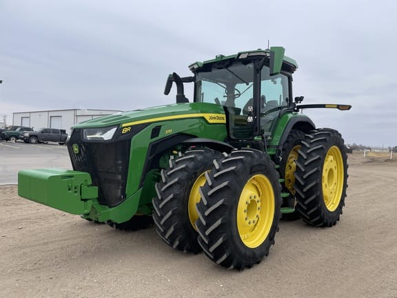 2022 John Deere 8R 370 Equipment Image0