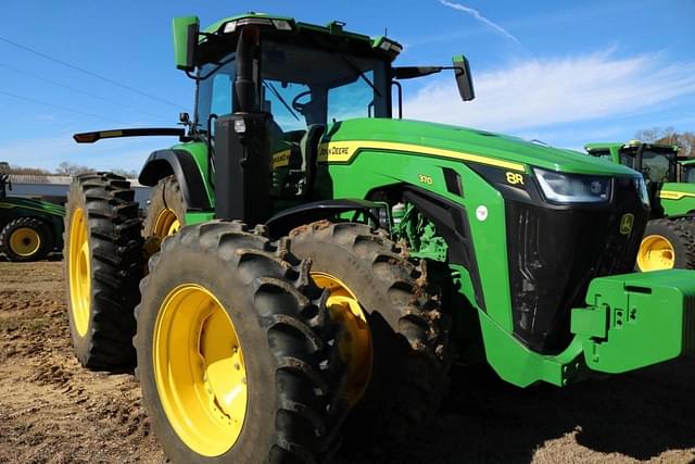 Image of John Deere 8R 370 equipment image 3