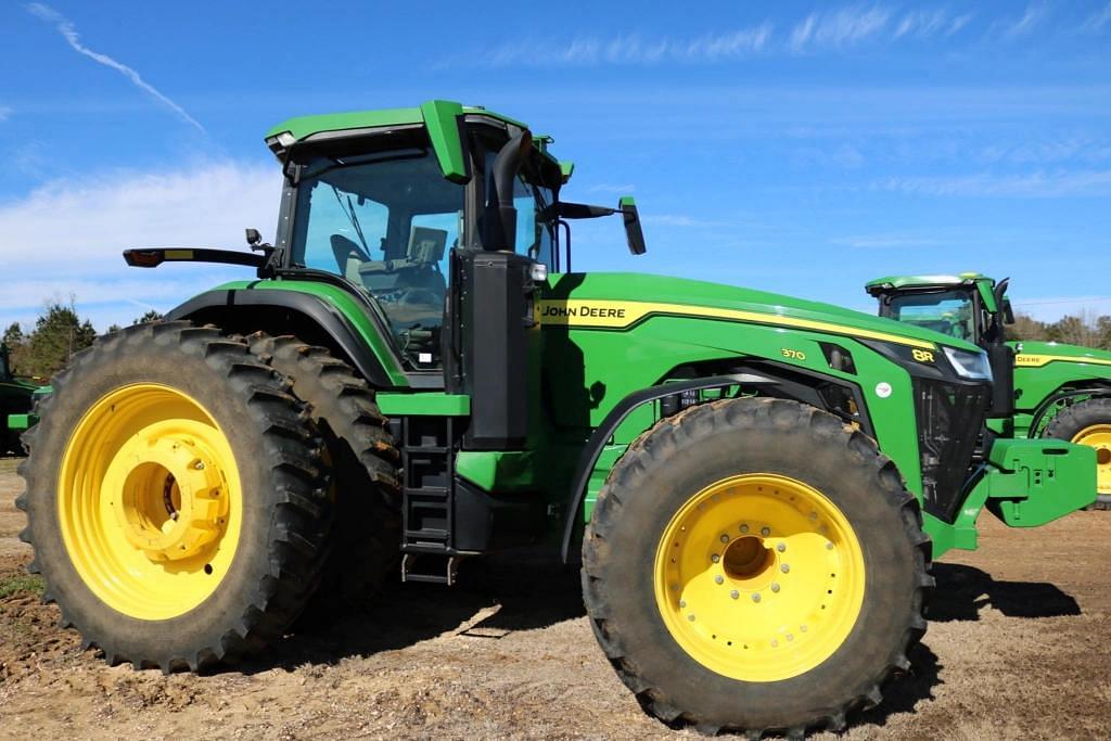 Image of John Deere 8R 370 Primary image