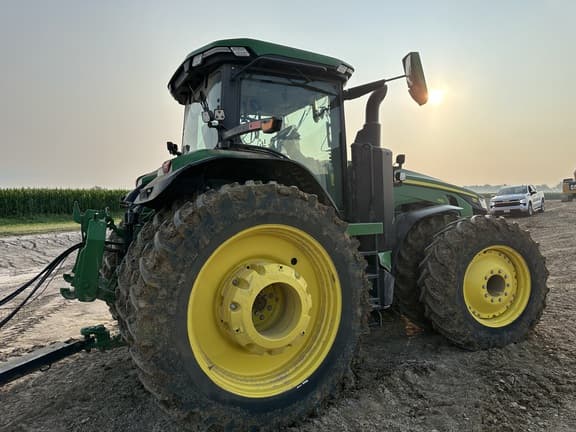 Image of John Deere 8R 410 equipment image 4