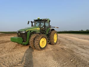 2022 John Deere 8R 410 Image