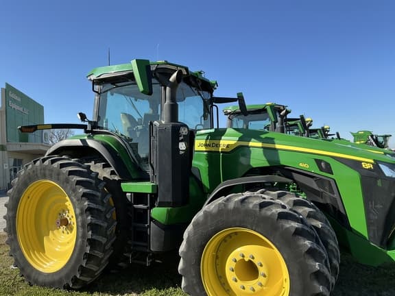 Image of John Deere 8R 410 equipment image 3