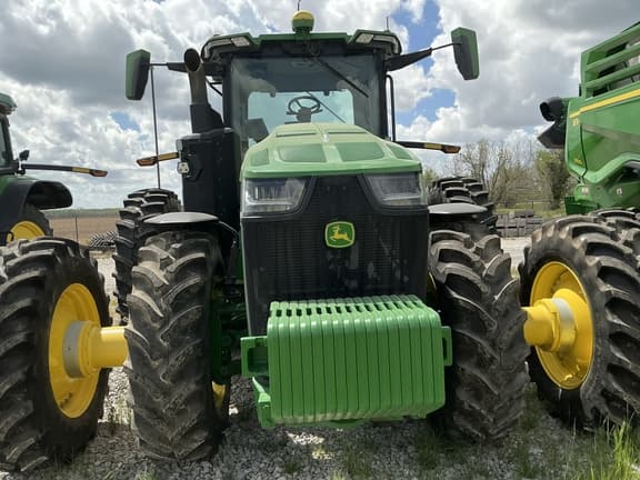 Image of John Deere 8R 410 equipment image 2