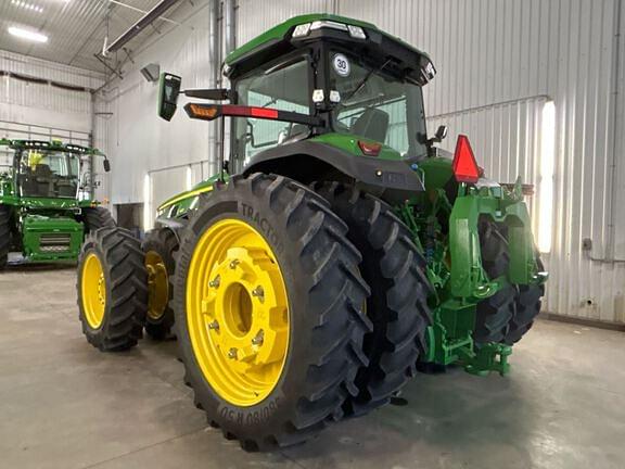 Image of John Deere 8R 410 equipment image 2