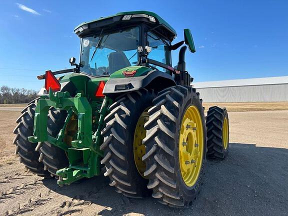 Image of John Deere 8R 410 equipment image 4